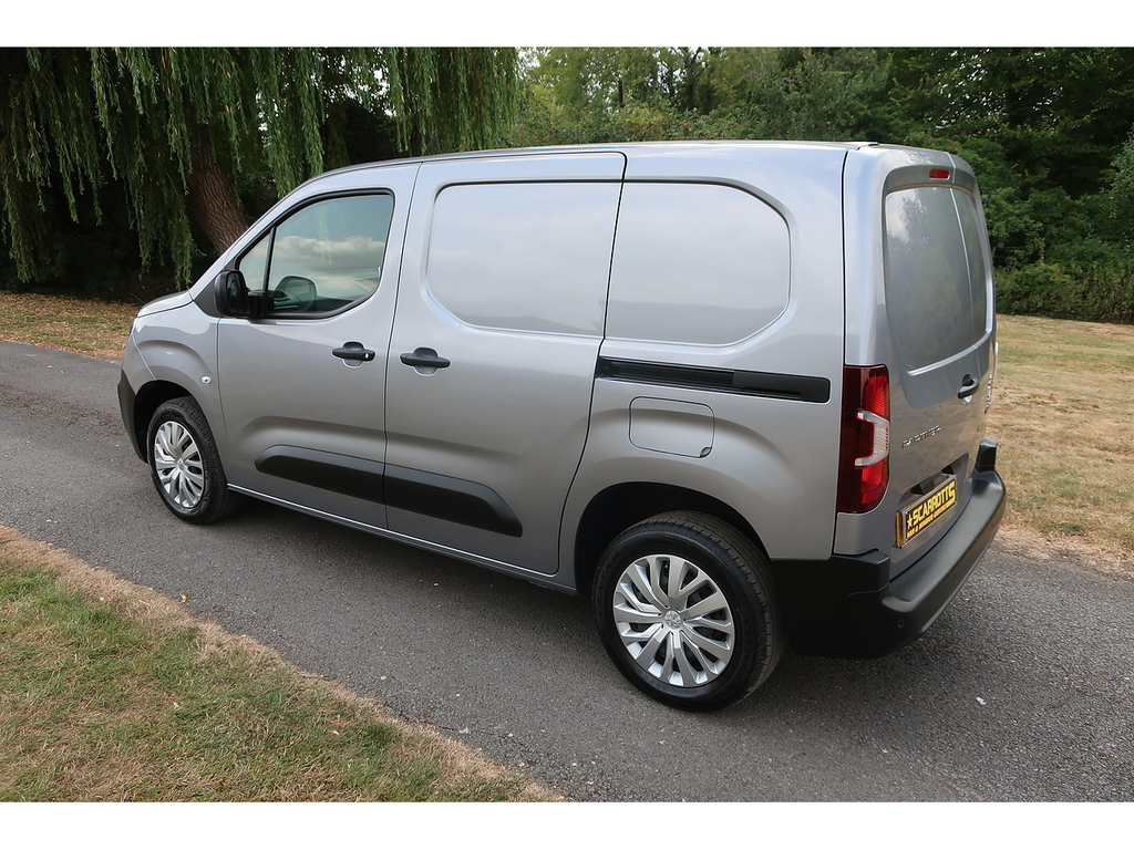 Peugeot Partner 1.5 Bluehdi 1000 Professional Standard Panel Van 5 CA21XKD Grey #4