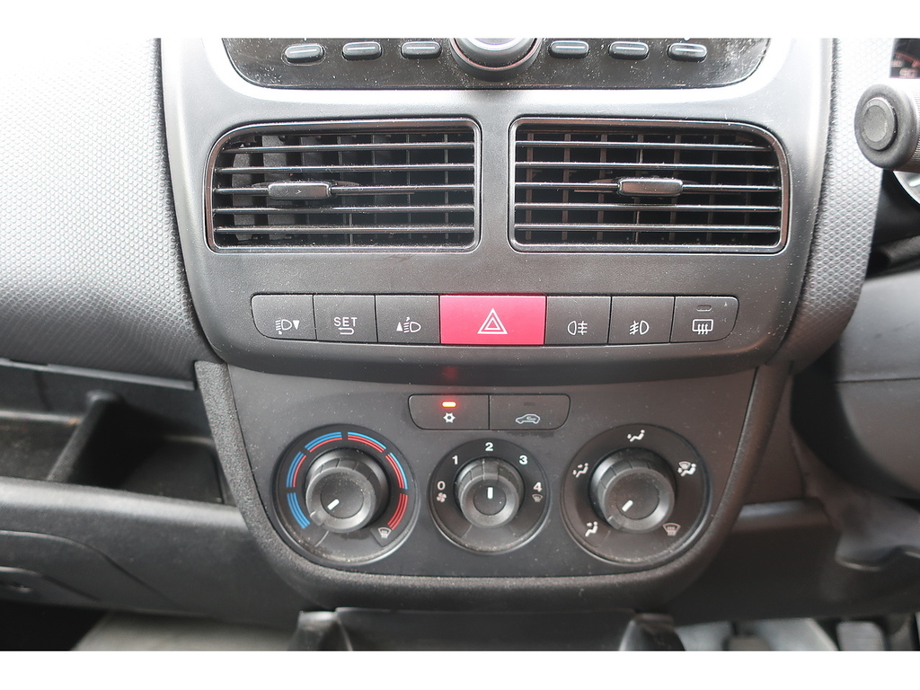 Fiat Doblo Work Up 16V Multijet White #8
