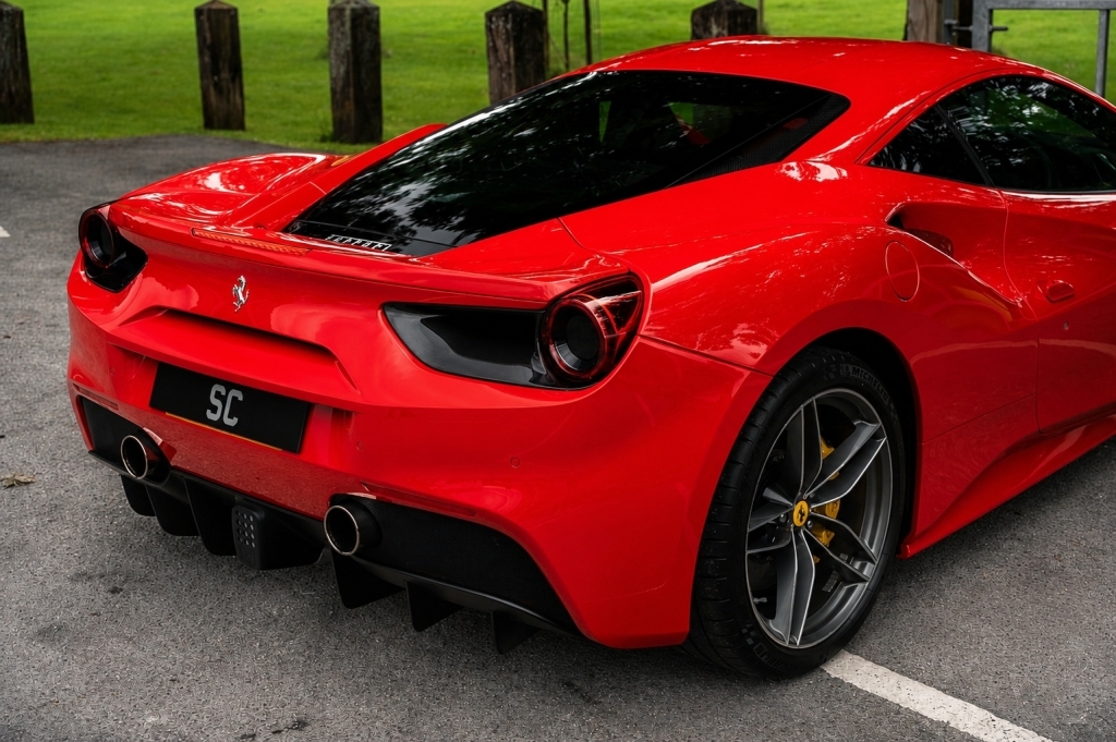 Ferrari 488 Black #17