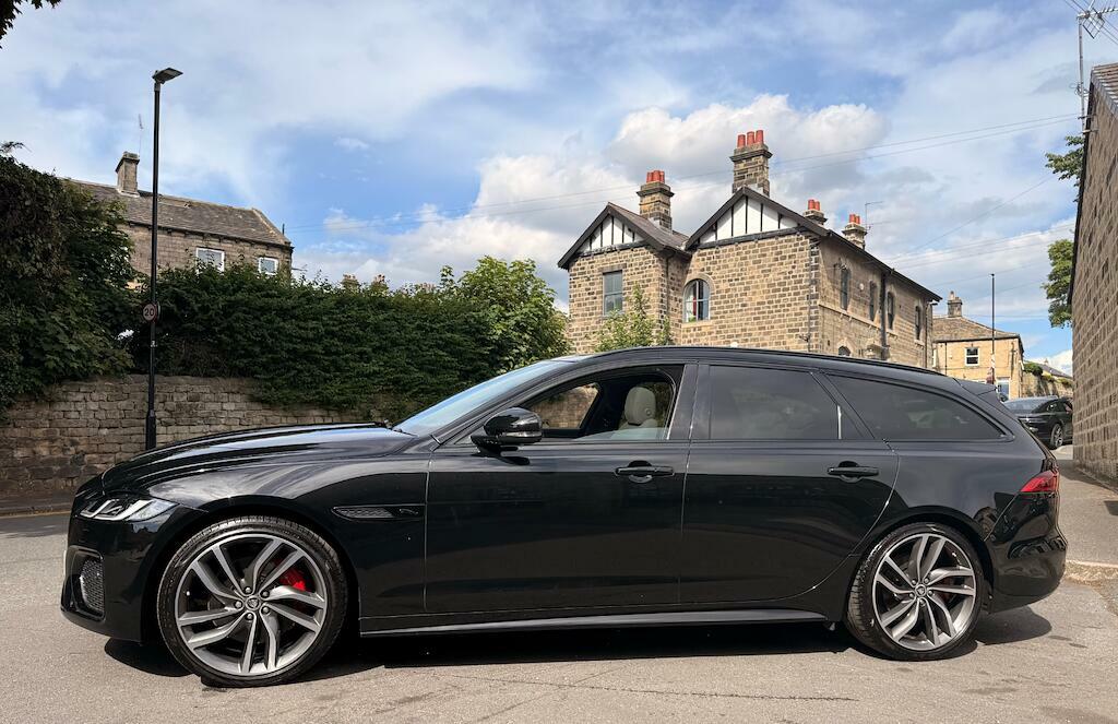 Jaguar XF 2.0 D200 Mhev R-dynamic Hse Black Sportbrake Black #6