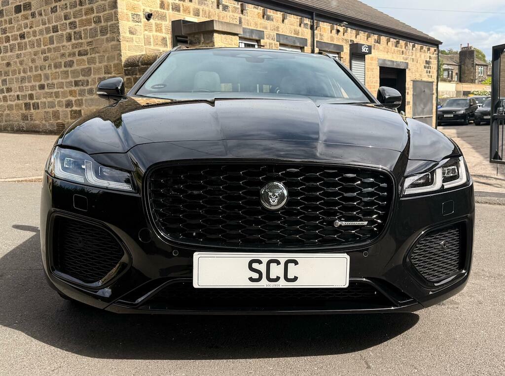 Jaguar XF 2.0 D200 Mhev R-dynamic Hse Black Sportbrake Black #4