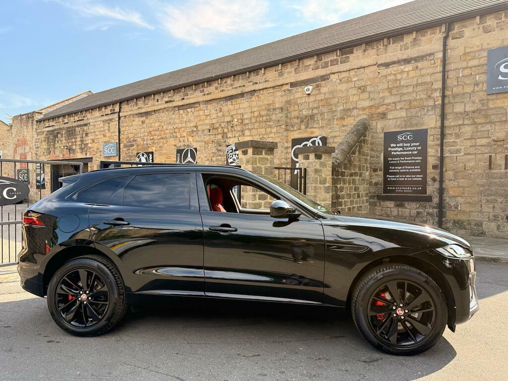 Jaguar F-Pace 2.0 D200 Mhev R-dynamic Black Awd Euro 6 Ss SU72DSG Black #4