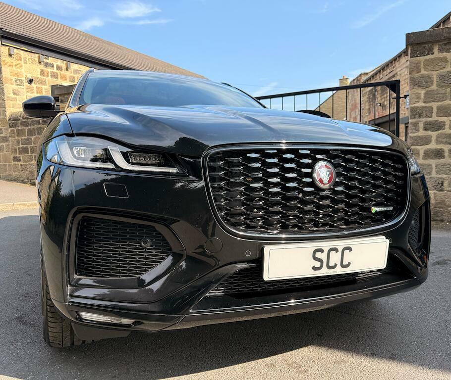 Jaguar F-Pace 2.0 D200 Mhev R-dynamic Black Awd Euro 6 Ss SU72DSG Black #6