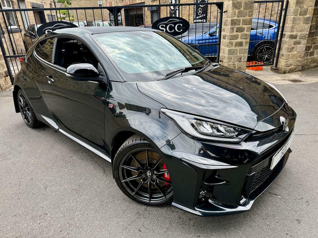 Toyota Yaris Gr Circuit Black #3