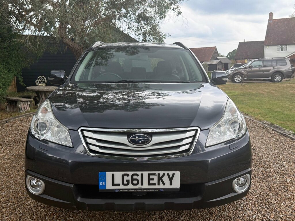 Subaru Outback Estate Black #8