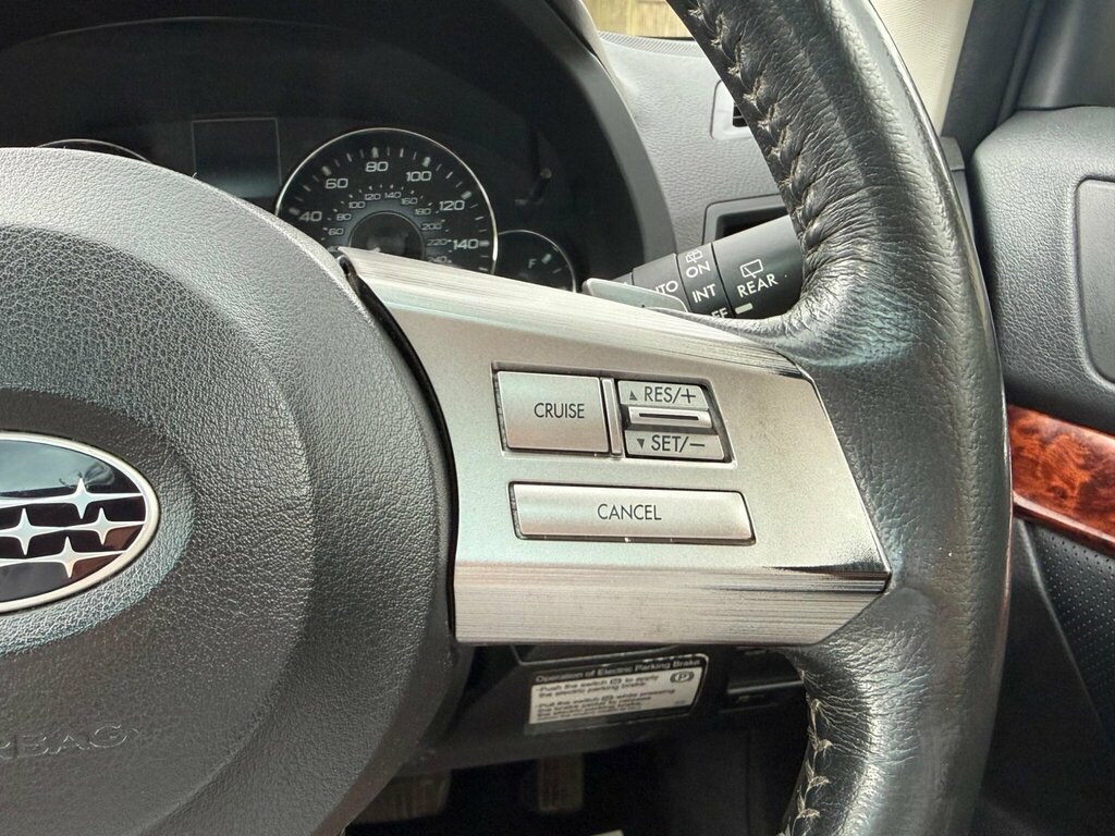 Subaru Outback Estate Black #17