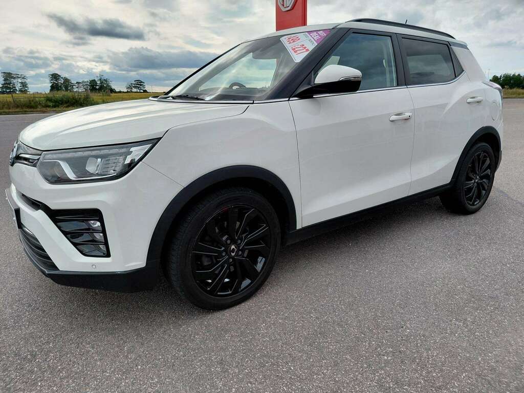 SsangYong Tivoli Ultimate T White #6
