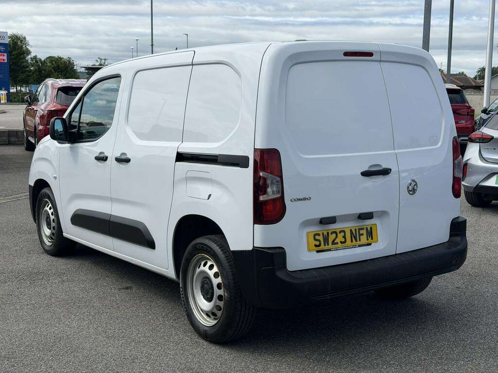 Vauxhall Combo Crg L1h1 2300 1.5 Tb D 100Ps Prime SW23NFM #4