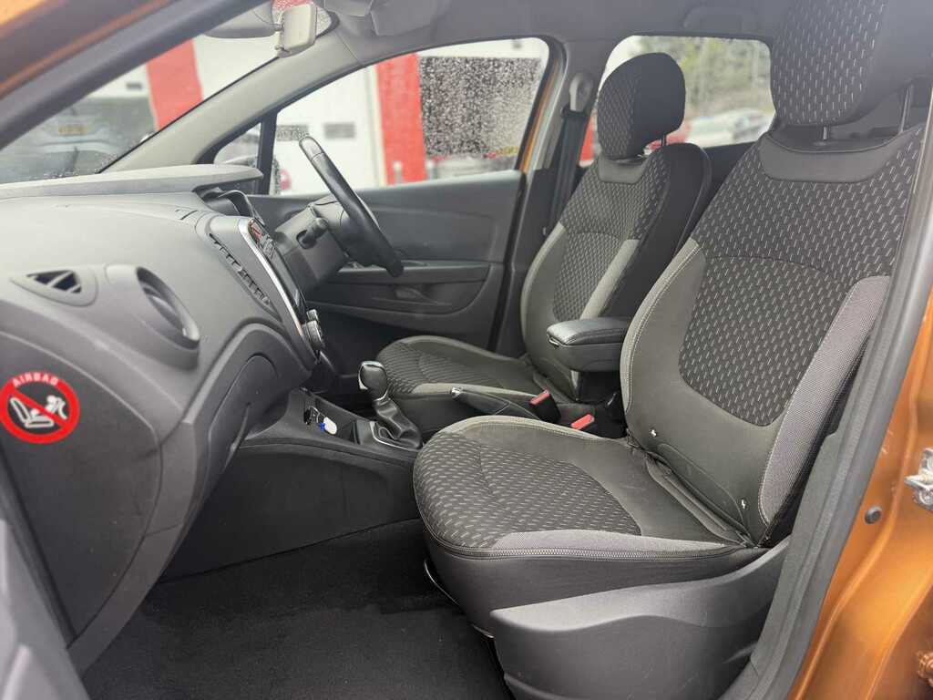 Renault Captur Dynamique S Nav Tce A #4