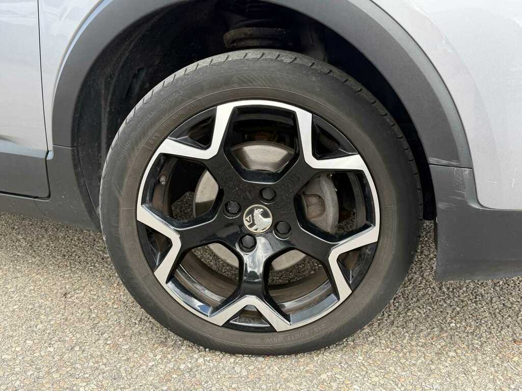 Vauxhall Crossland Sri Nav Turbo Grey #2