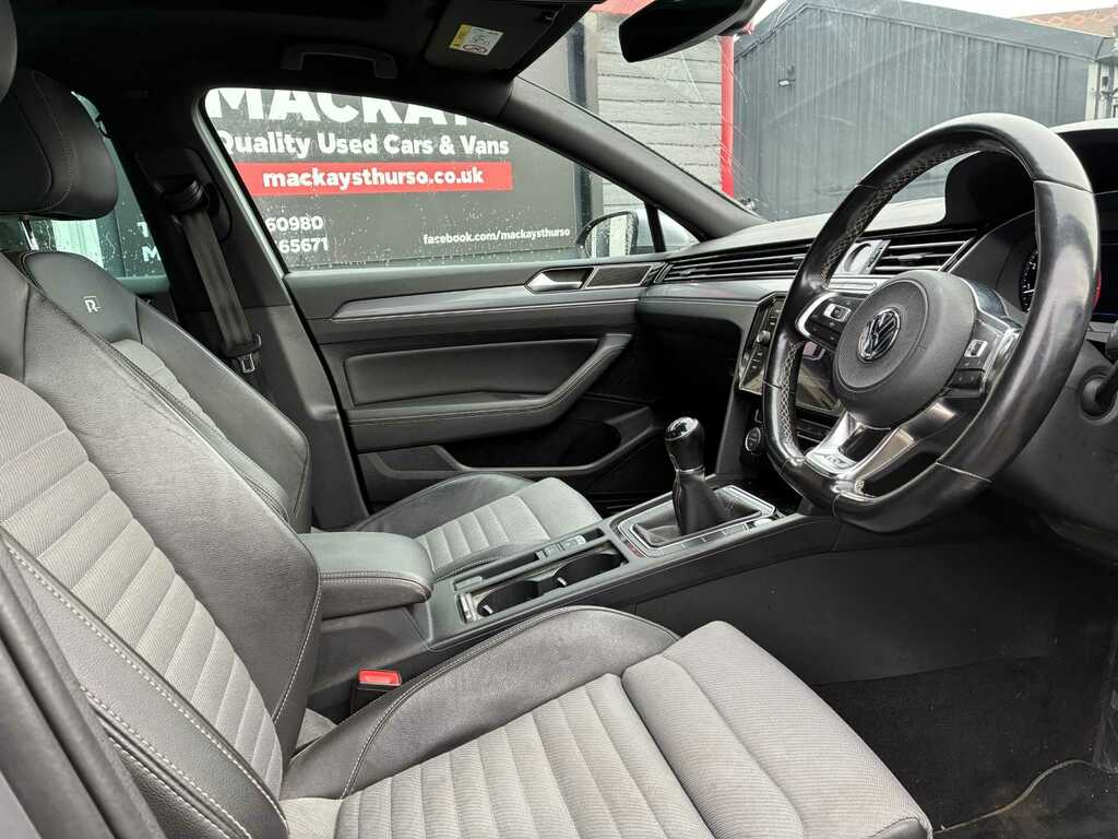 Volkswagen Passat Saloon Gt 2.0 Tdi Scr 150Ps 7-Speed Dsg Black #10
