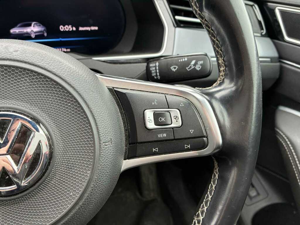 Volkswagen Passat Saloon Gt 2.0 Tdi Scr 150Ps 7-Speed Dsg Black #13