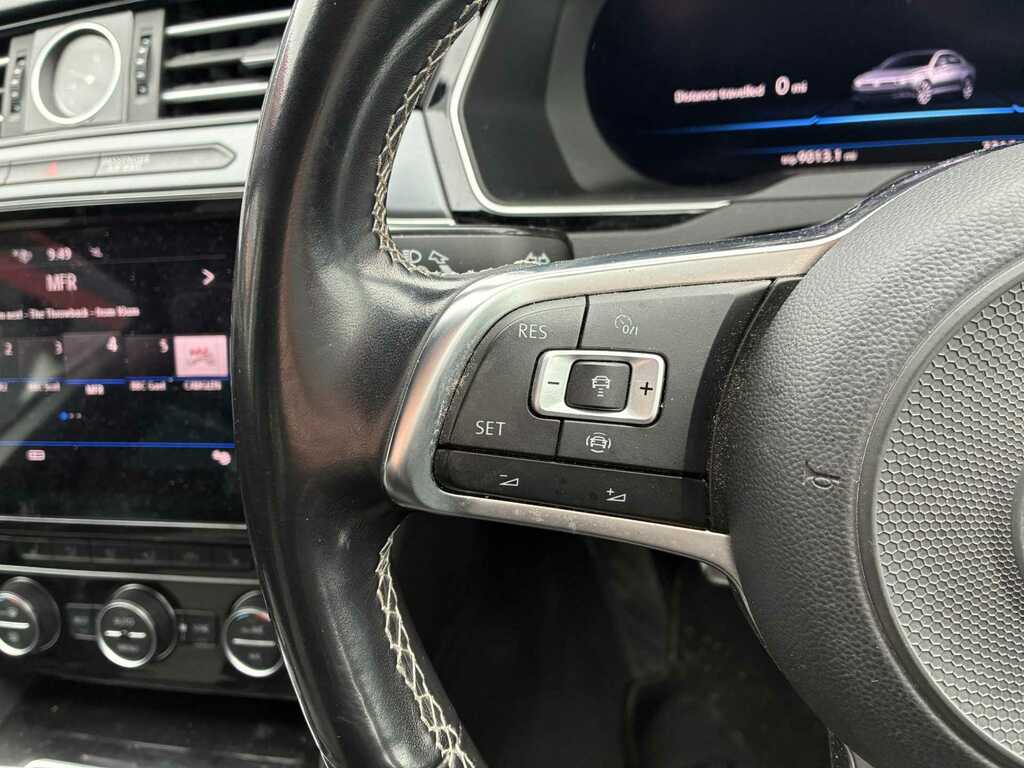 Volkswagen Passat Saloon Gt 2.0 Tdi Scr 150Ps 7-Speed Dsg Black #12