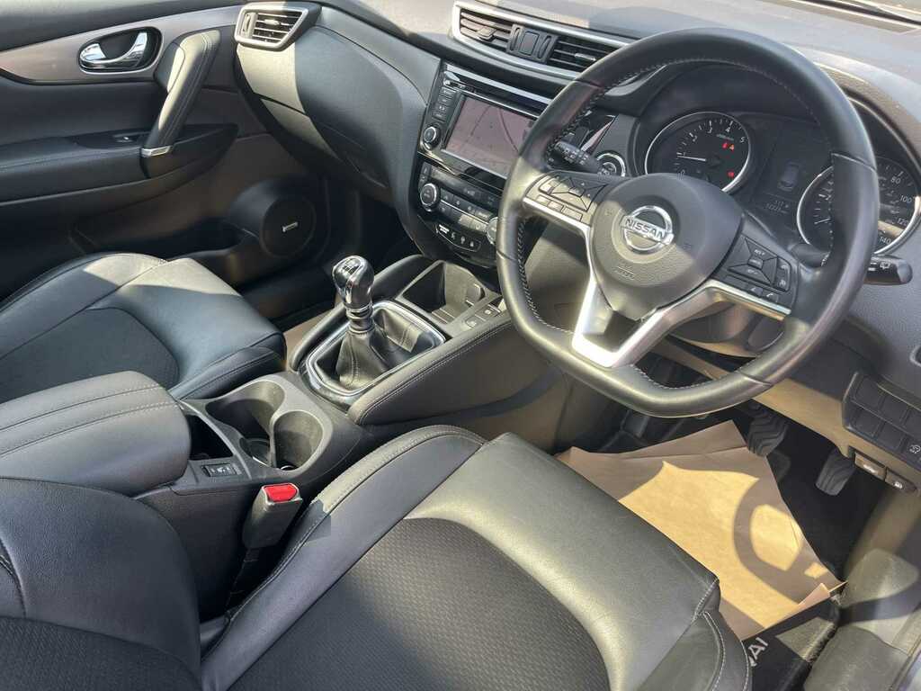 Nissan Qashqai Tekna Dig-t SY19KZB #4