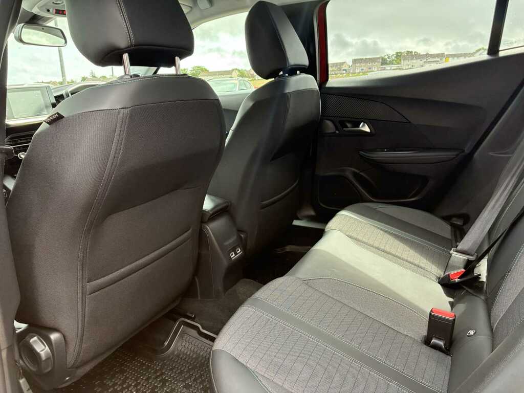 Peugeot 2008 Allure Premium Ptech Ss Red #6