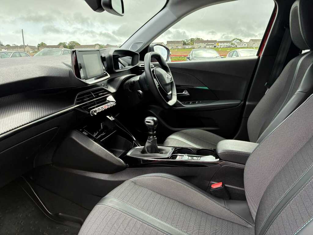 Peugeot 2008 Allure Premium Ptech Ss Red #5