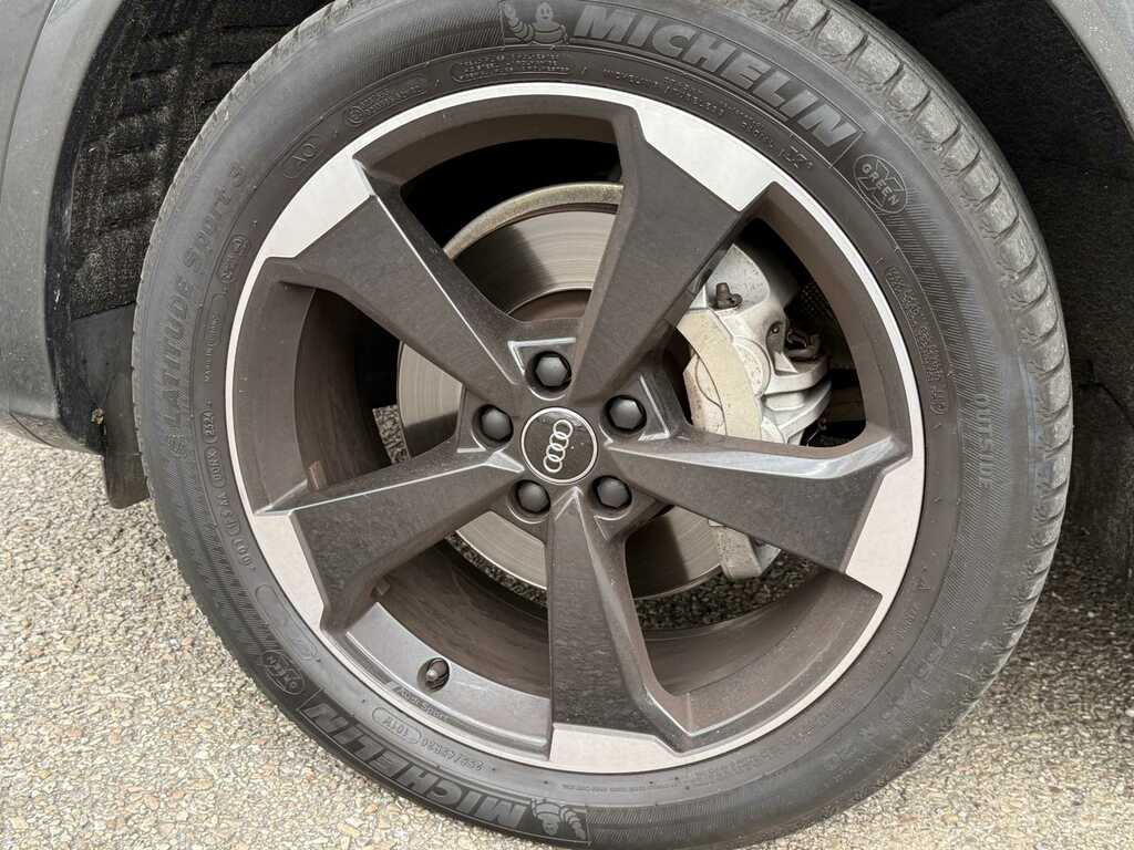 Audi Q5 S Ln Blk Ed 45 Tfsi Quat Sa #5