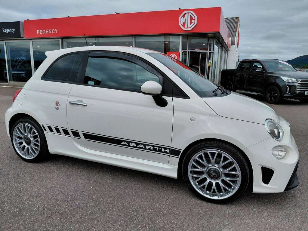 Abarth 595 1.4 T-jet 180 Competizione Red #18