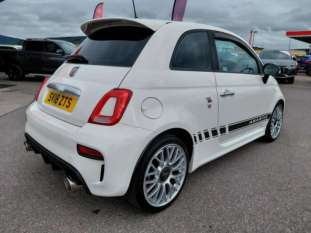 Abarth 595 1.4 T-jet 180 Competizione Red #15