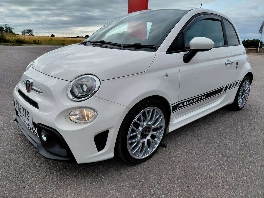 Abarth 595 1.4 T-jet 180 Competizione Red #7