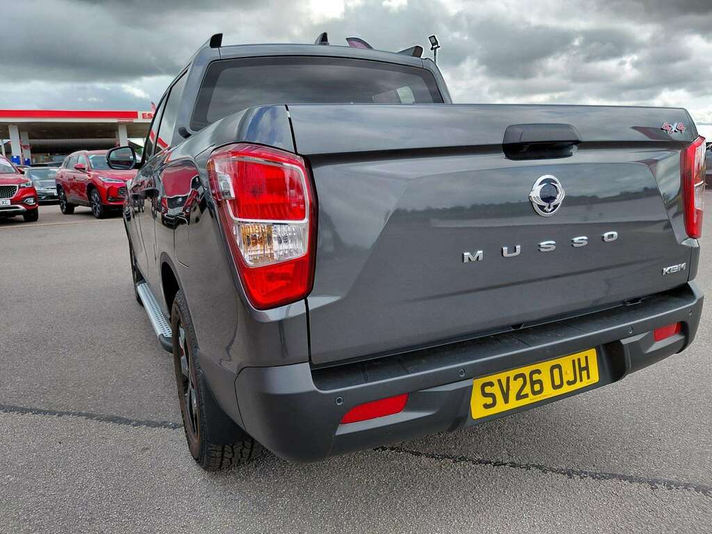 SsangYong Musso Saracen Auto #8
