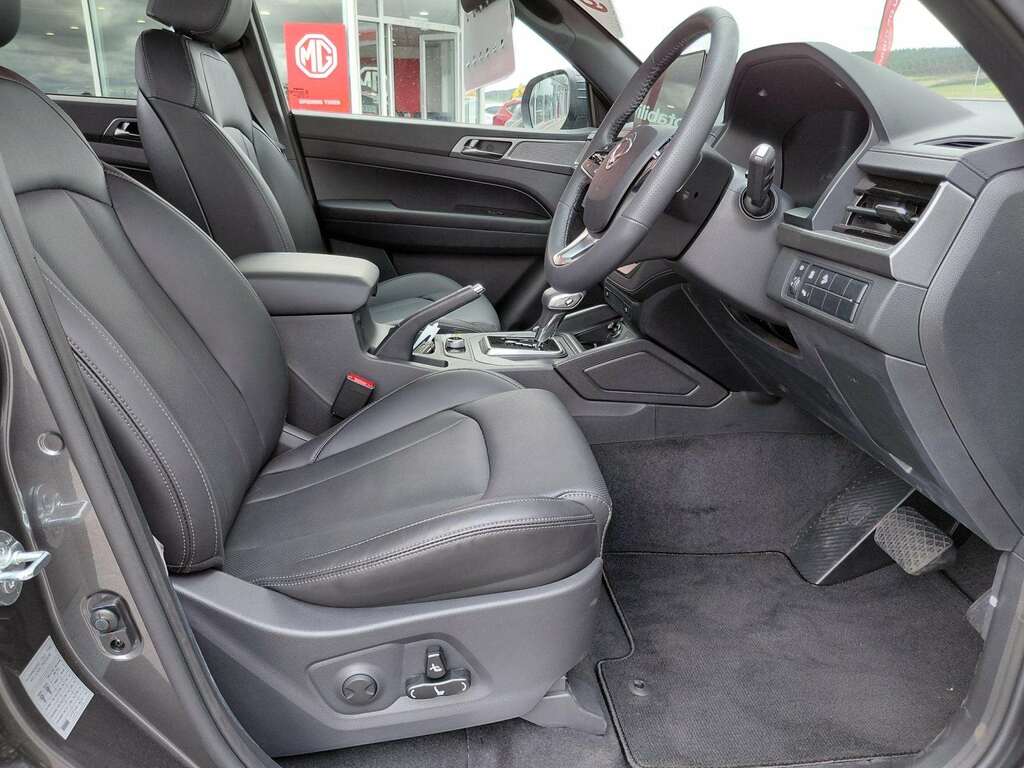 SsangYong Musso Saracen Auto #29