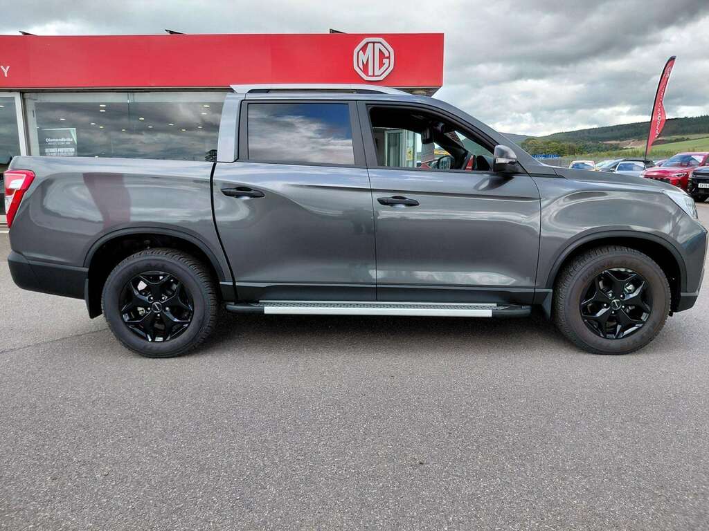 SsangYong Musso Saracen Auto #13