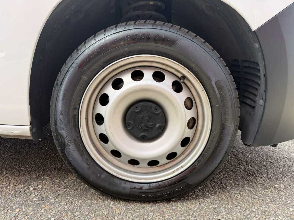 Peugeot Partner Professionl Prem Bhdi  #2