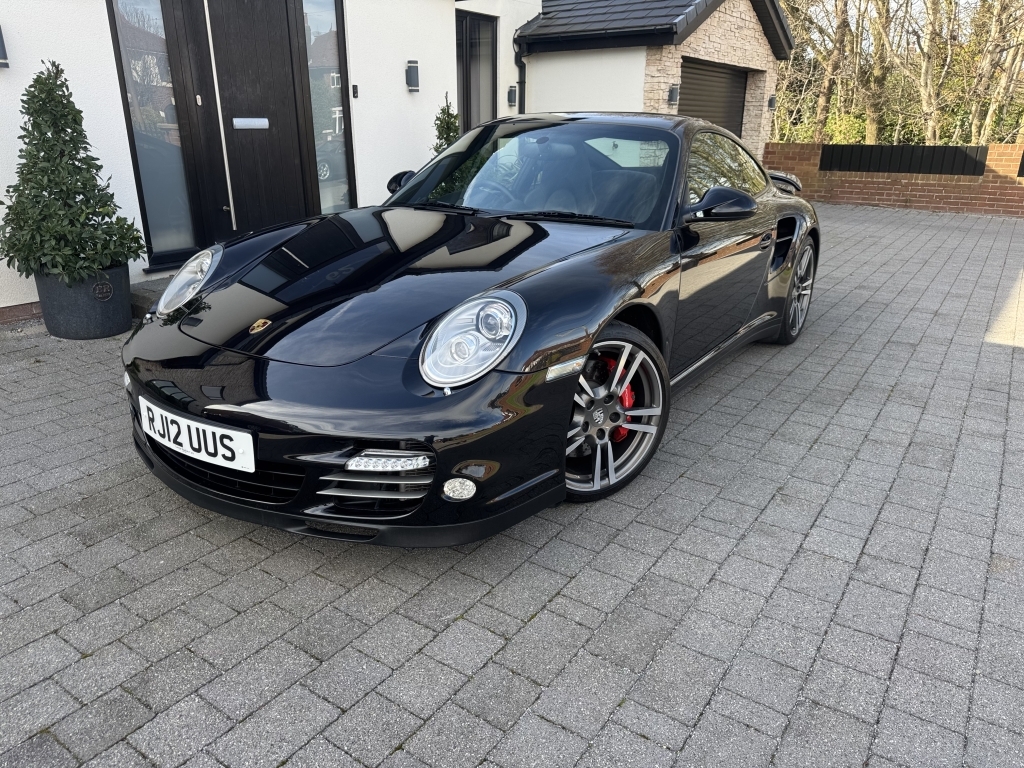 Porsche 911 3.8 Turbo Pdk Black
