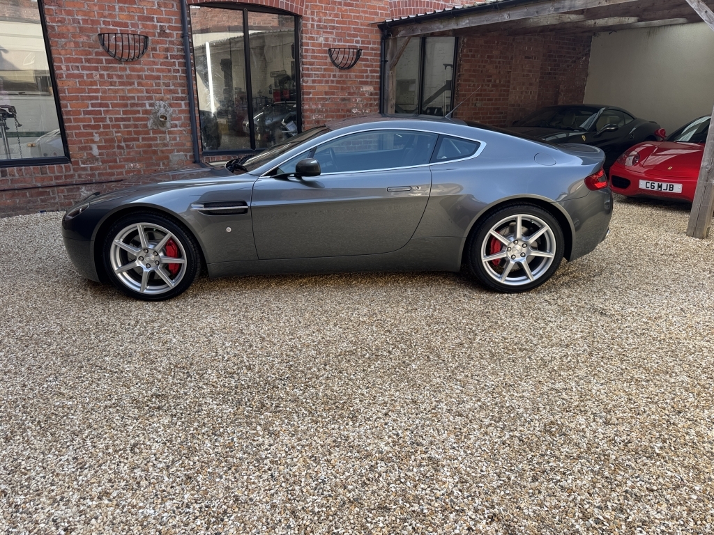 Aston Martin Vantage Coupe 4.3 V8 Silver #5