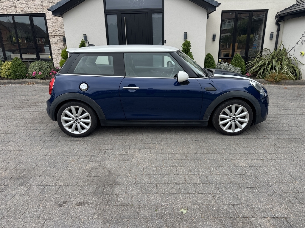 Mini Hatch Back Euro 6 Ss 136 Ps Black #14