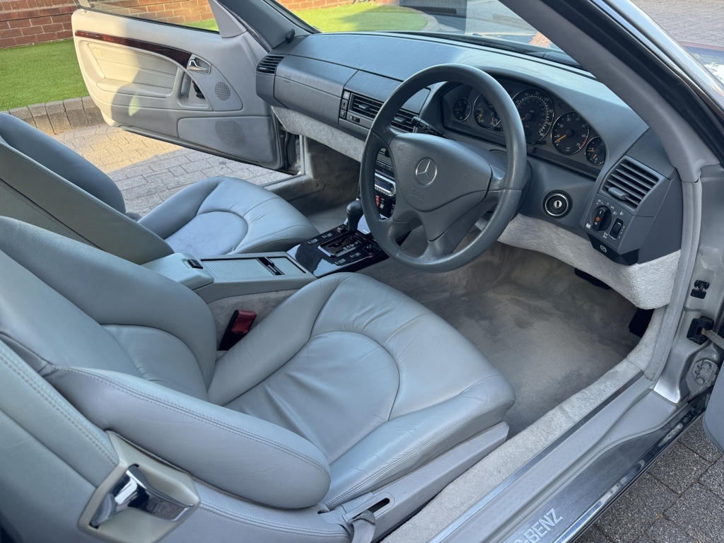 Mercedes-Benz SL Class V6  #12