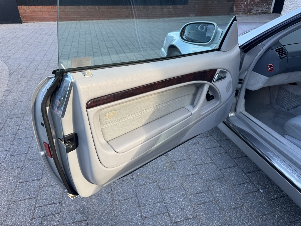 Mercedes-Benz SL Class V6  #22