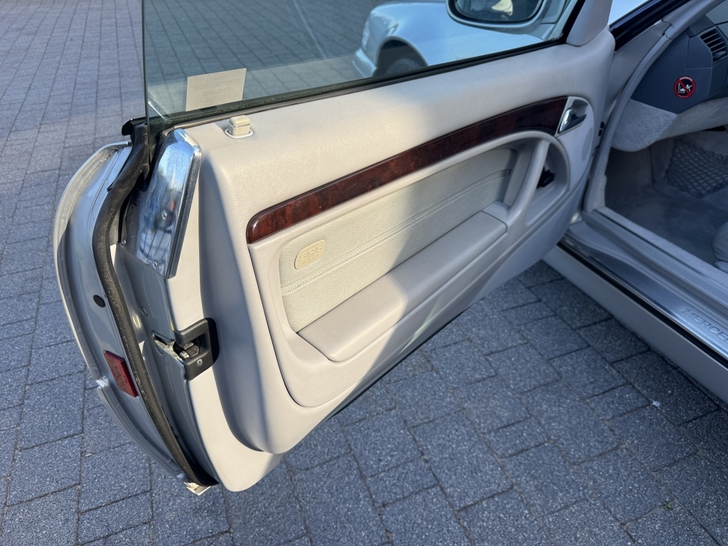 Mercedes-Benz SL Class V6  #38