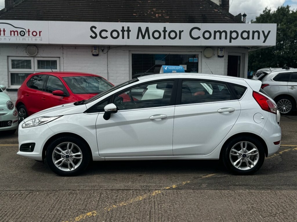 Ford Fiesta 1L Zetec DL15ZLE White #4
