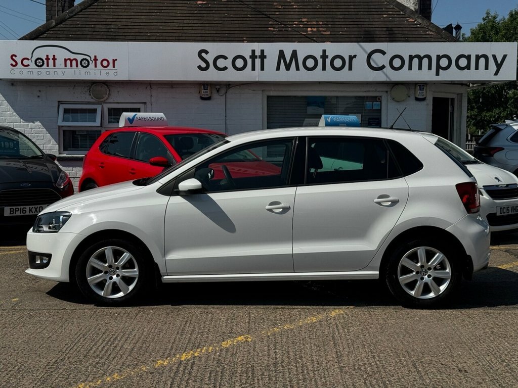 Volkswagen Polo 1.4L Match White #5