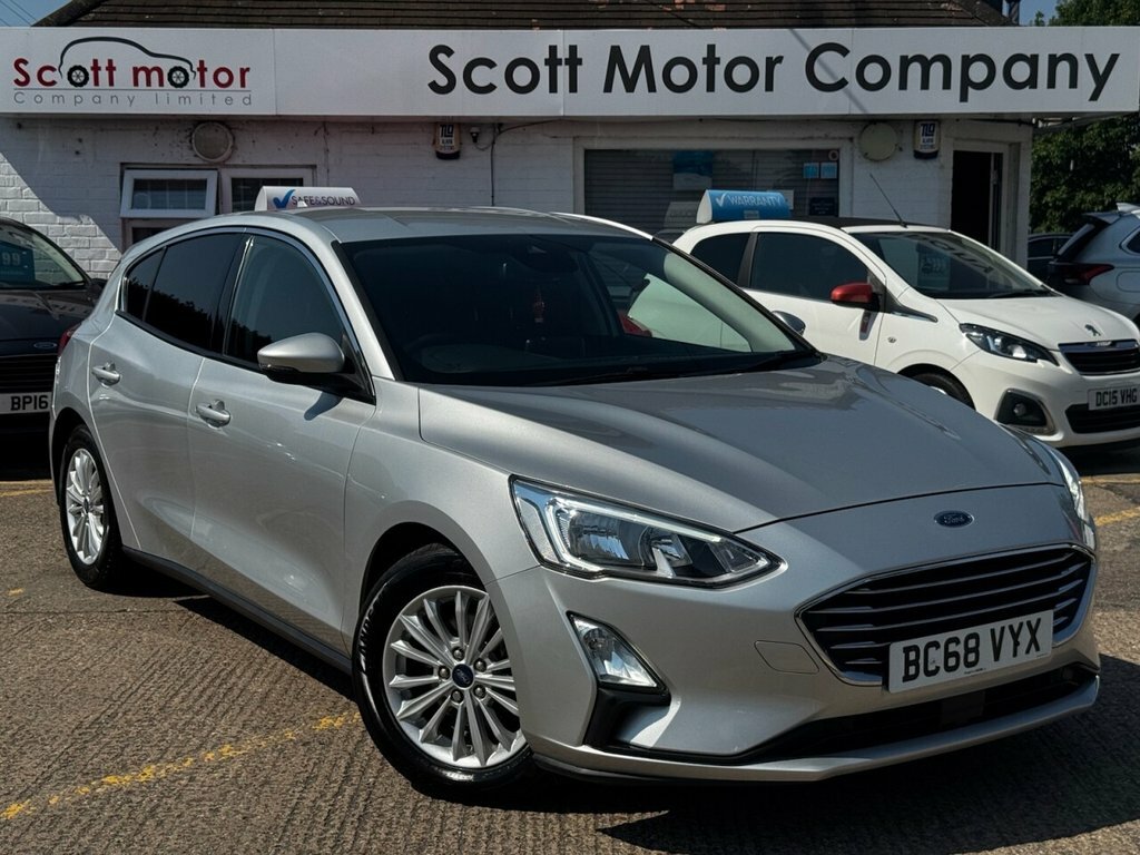 Ford Focus 1L Titanium BC68VYX Silver