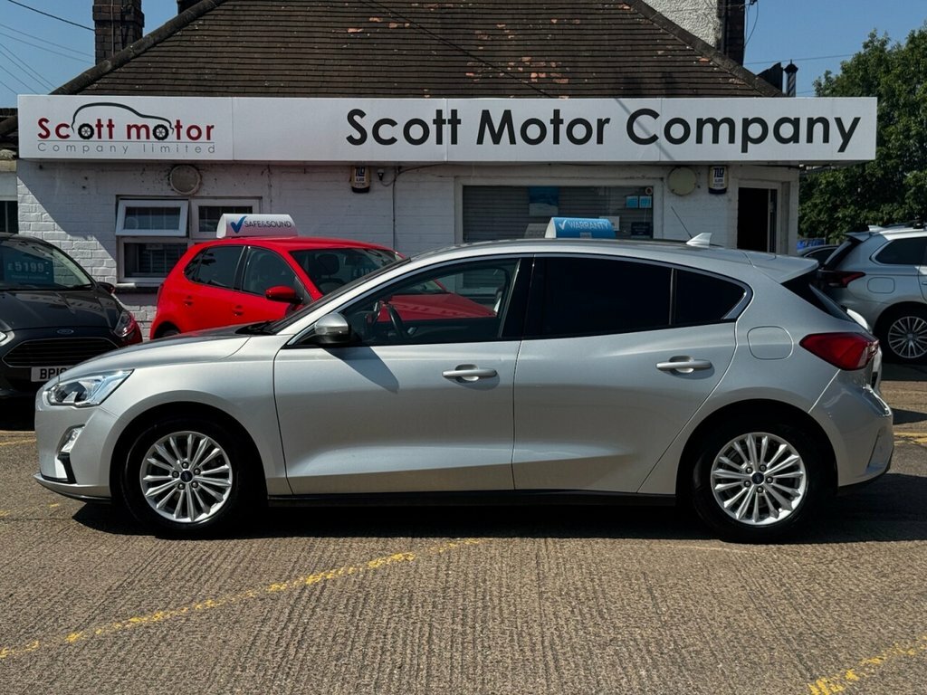 Ford Focus 1L Titanium BC68VYX Silver #5