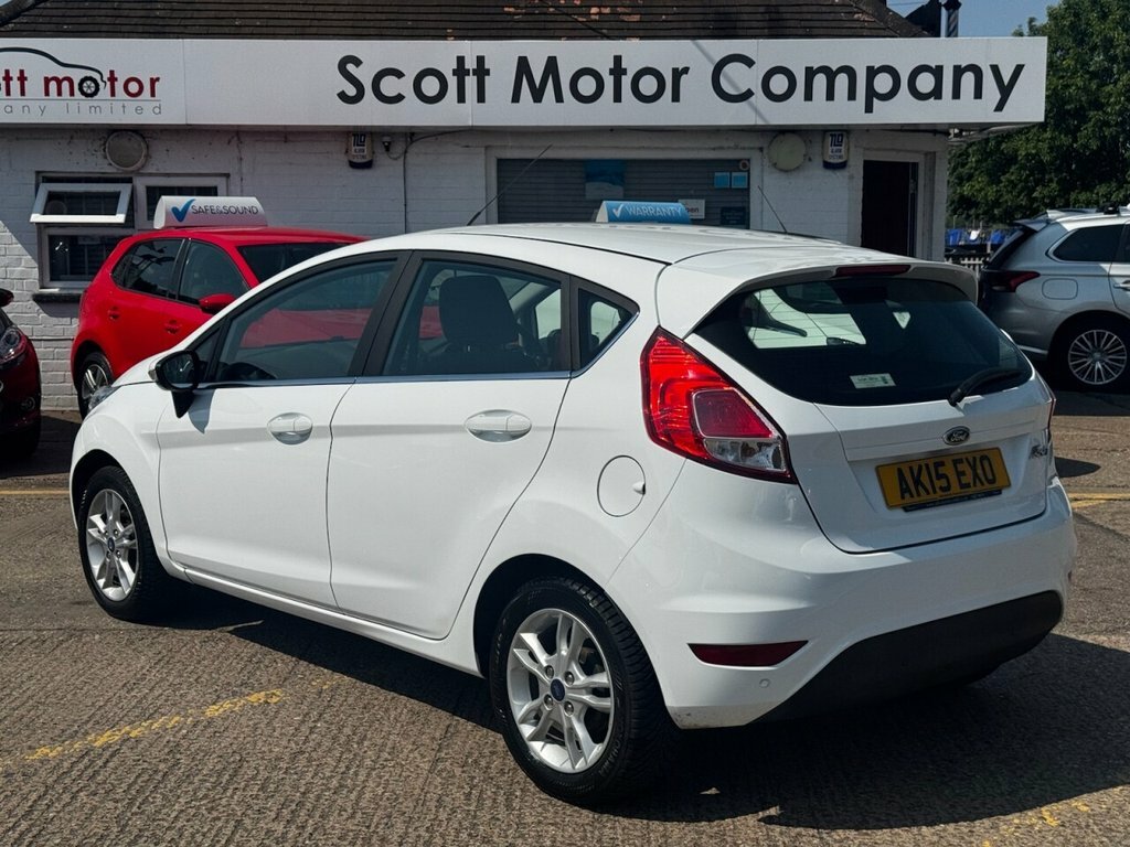 Ford Fiesta 1.3L Zetec White #2
