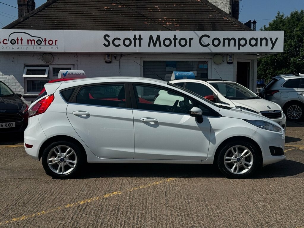 Ford Fiesta 1.3L Zetec White #6