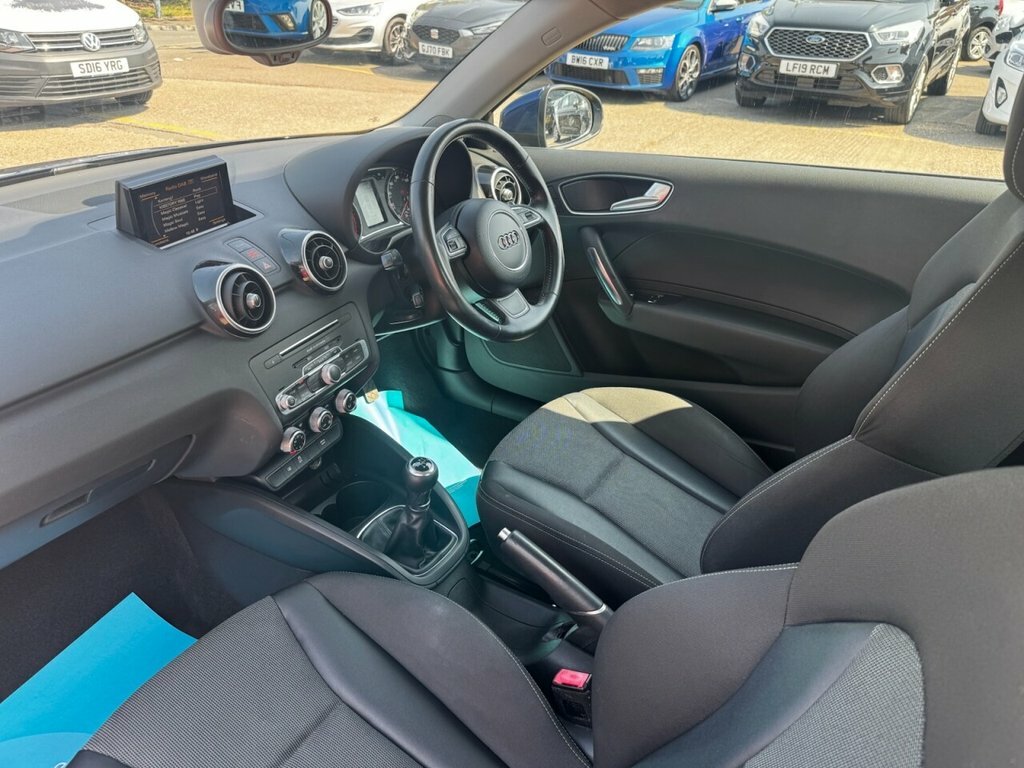 Audi A1 1.6L Sport DA65WWO Blue #3