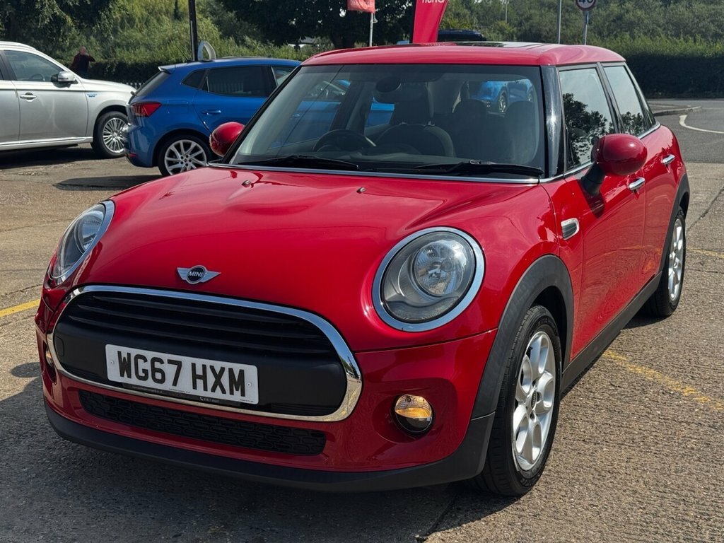 Mini Hatch 1.2L One Red #3
