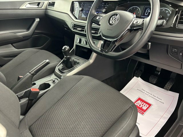 Volkswagen Polo 1.0 Tsi Gpf Se SN19MLR Red #2