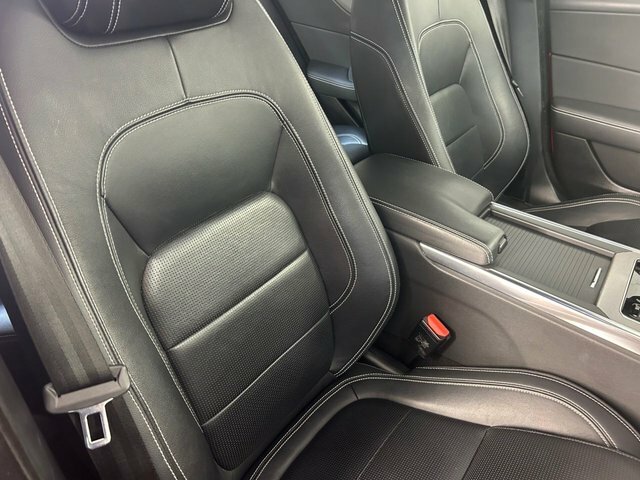 Jaguar XE D180 Rwd Black #7