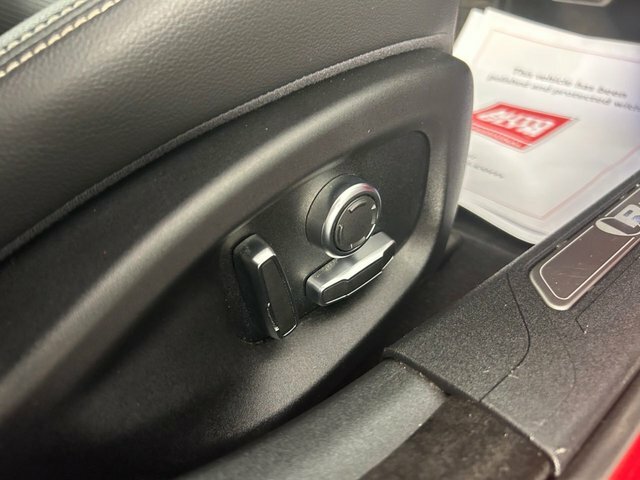 Jaguar XE D180 Rwd Black #9