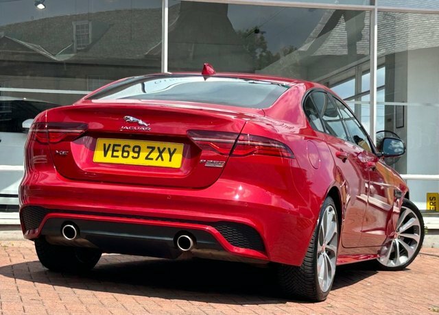 Jaguar XE D180 Rwd Black #27