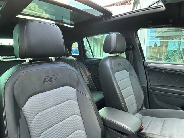Volkswagen Tiguan 2.0 Tdi R-line Tech Black #2