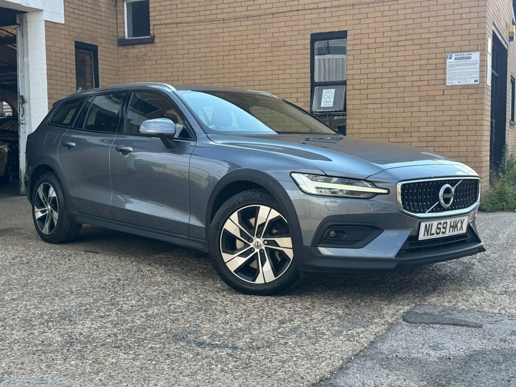 Volvo V60 Cross Country 2L Plus Grey