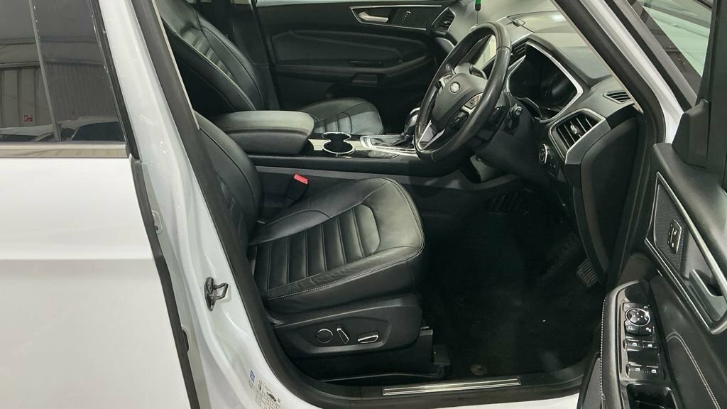 Ford Galaxy 2L Titanium X White #3