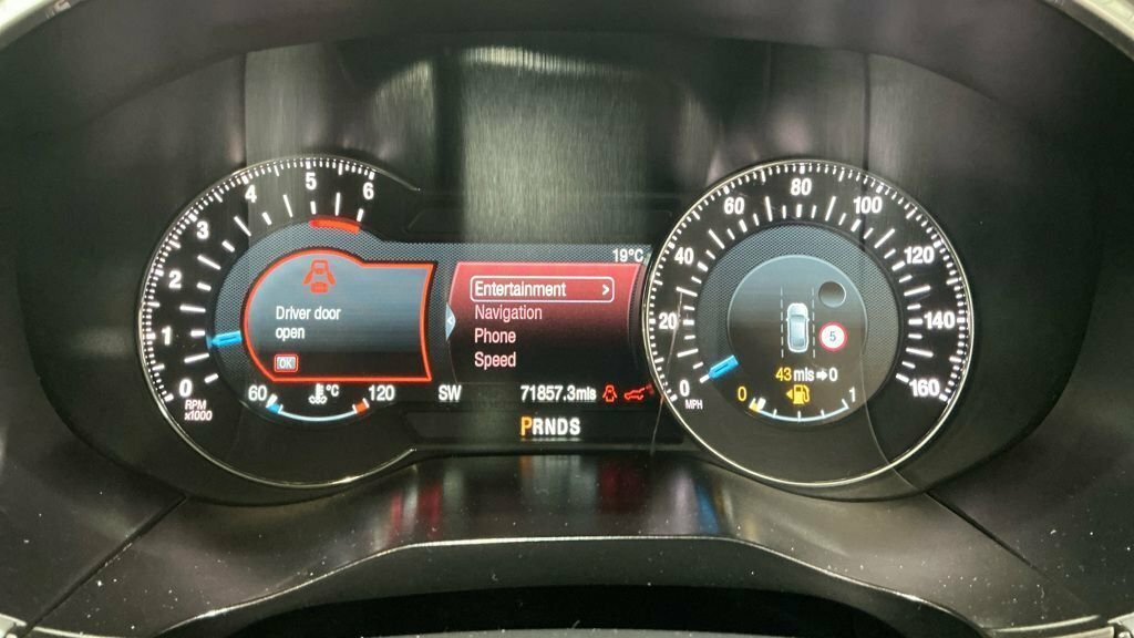 Ford Galaxy 2L Titanium X White #4